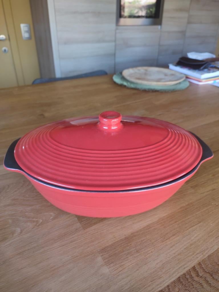 Ovenschaal met deksel, Enlèvement