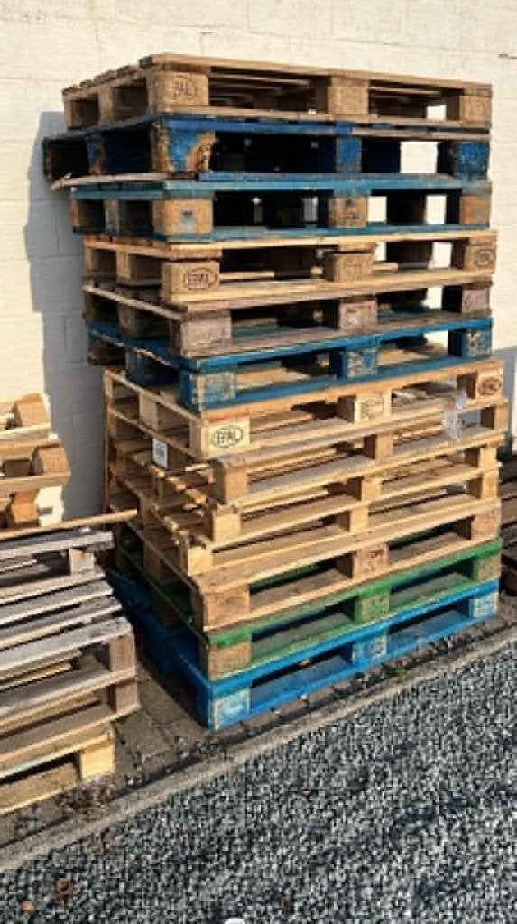 2 piles de palettes (euros) gratuites, Bricolage & Construction, Enlèvement, Utilisé, Palette
