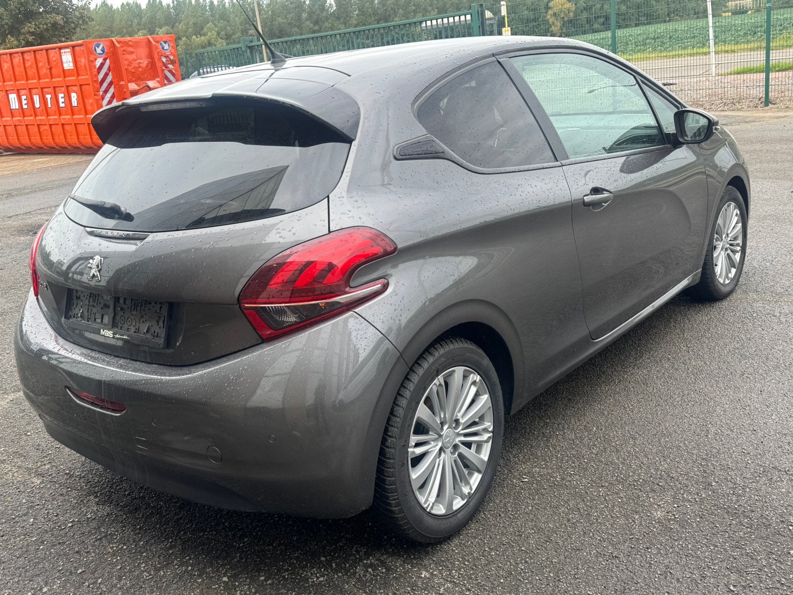 Peugeot 208 1.2 essence boite atomatique, Autos, Argent ou Gris, Achat, Euro 6, Entreprise