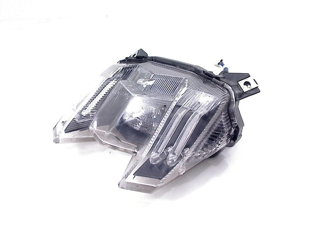 FEU ARRIÈRE Yamaha Niken GT 2021- (MXT850D) (01-2021/-), Motos, Dhr. S. di Majo, Utilisé, Info@cama-motorparts.nl, P.J. Troelstraweg 8 8
3144 CX  MAASSLUIS, NL