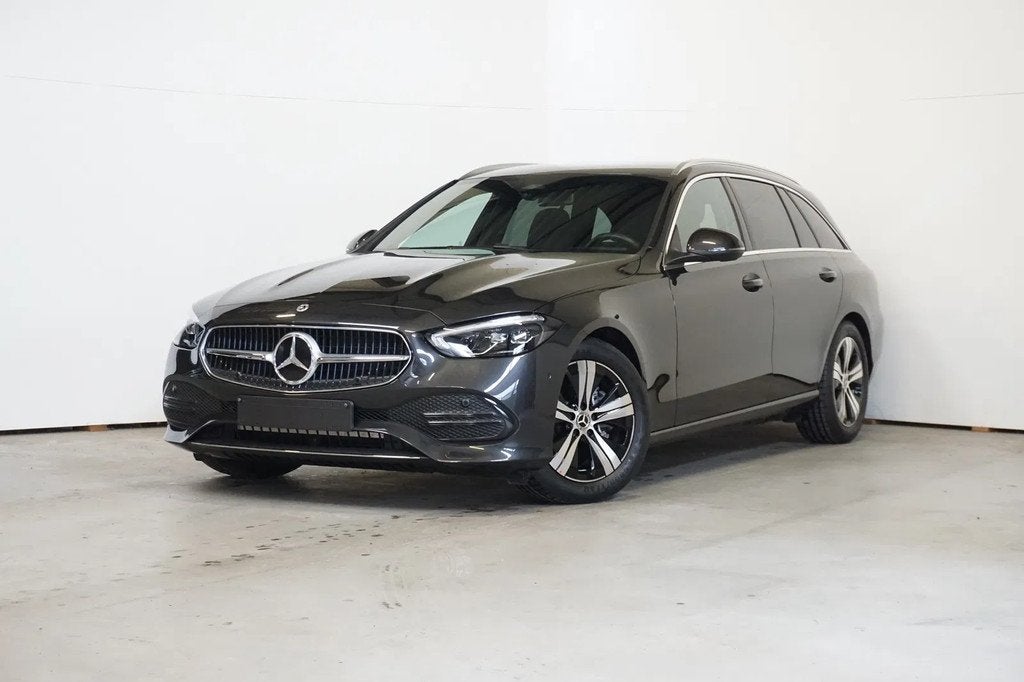 Mercedes-Benz C-CLASS C 180 T (bj 2024, automaat), Auto's, Gebruikt, Leder en Stof, 125 kW, 170 pk
