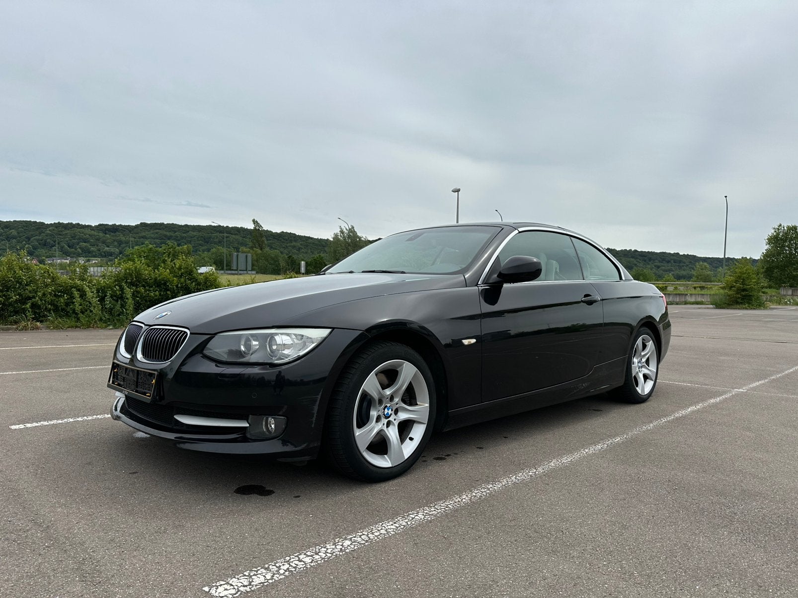 BMW 325d Cabriolet, Autos, BMW, Particulier, Série 3, Diesel, Cabriolet, 3 portes, Boîte manuelle, Noir, Beige, Entretenue par le concessionnaire