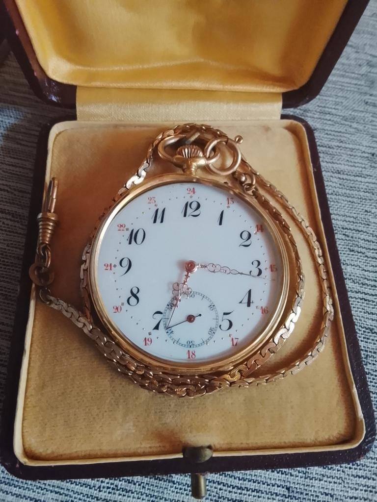 18kt zakhorloge diameter 6cm, Handtassen en Accessoires, Horloges | Antiek, Zakhorloge, Ophalen of Verzenden, Met ketting, Goud