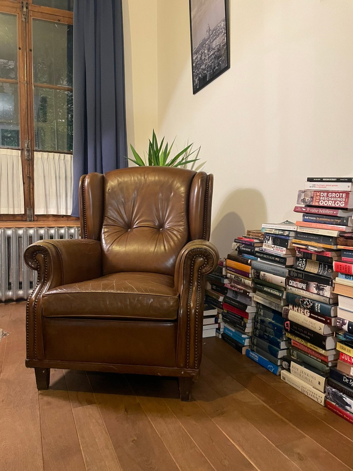 Vintage chesterfield-inspired fauteuil, Ophalen, Leer