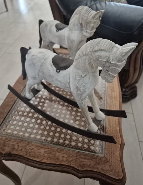 Schommelpaarden ,witte decoratieve paarden, Antiek en Kunst, Ophalen