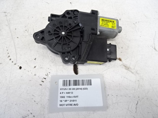 MOTEUR LEVE VITRE ELECTRIQUE AVANT DROIT i30 (GDHB5), Hyundai Motor Deutschland GmbH, Kaiserleipromenade 5
63067  Offenbach am Main, DE
