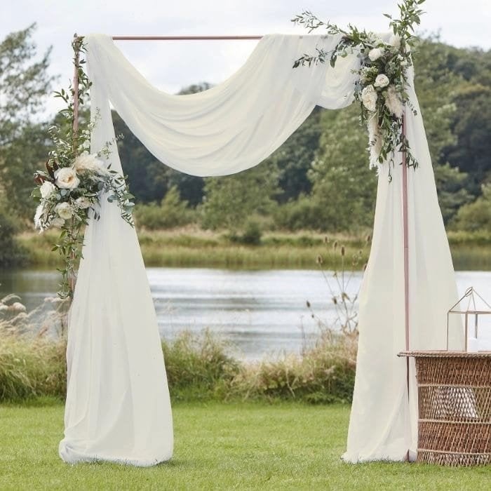 Huwelijksboog met voile, Kleding | Dames, Trouwkleding en Trouwaccessoires, Ophalen