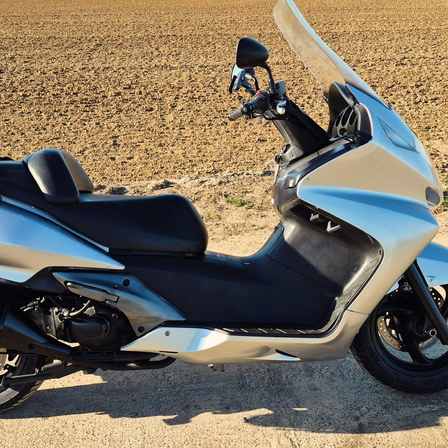 Honda Silverwing 600 abs 47.000km CT OK + pièces, Motos, Motos | Honda, Particulier, ABS
