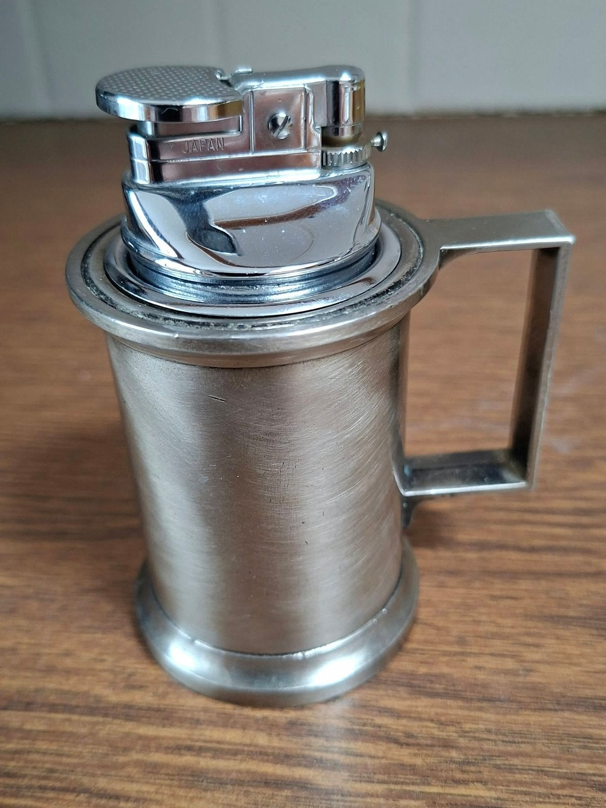 Antiquité briquet, Enlèvement