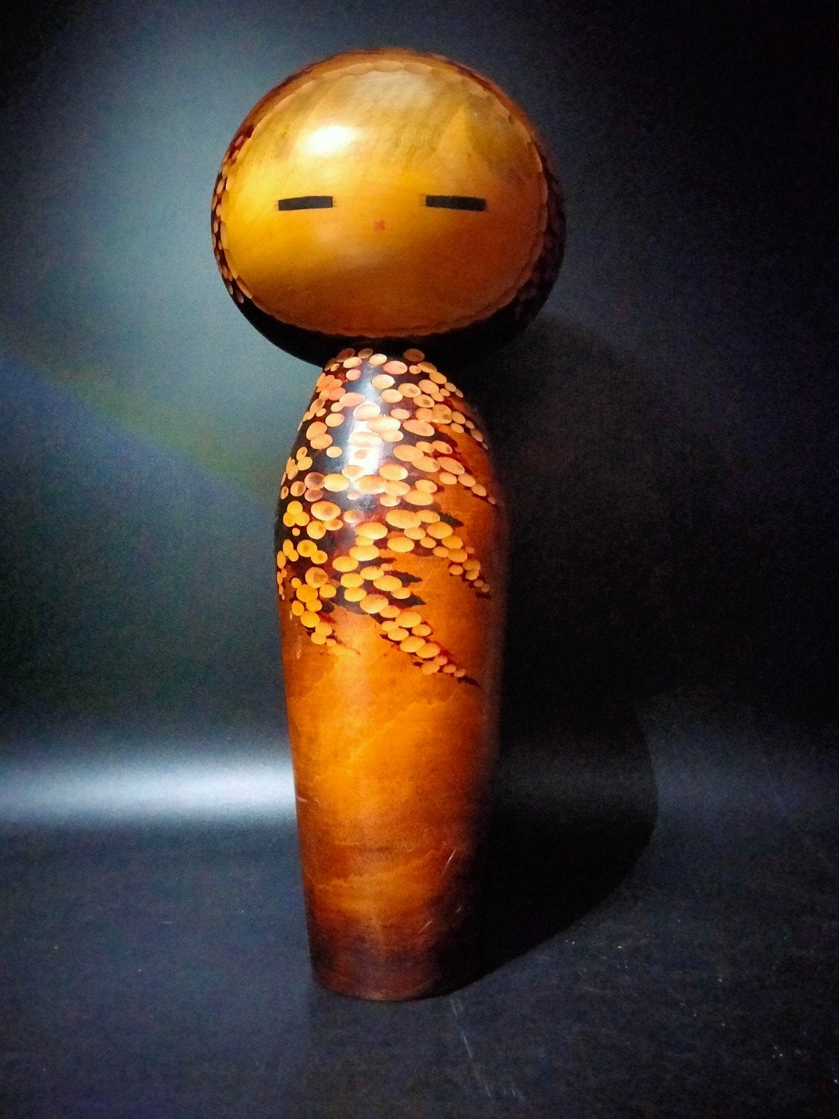 Grand kokeshi créatif vintage exclusif à Watanabe Masao, Antiquités & Art, Envoi