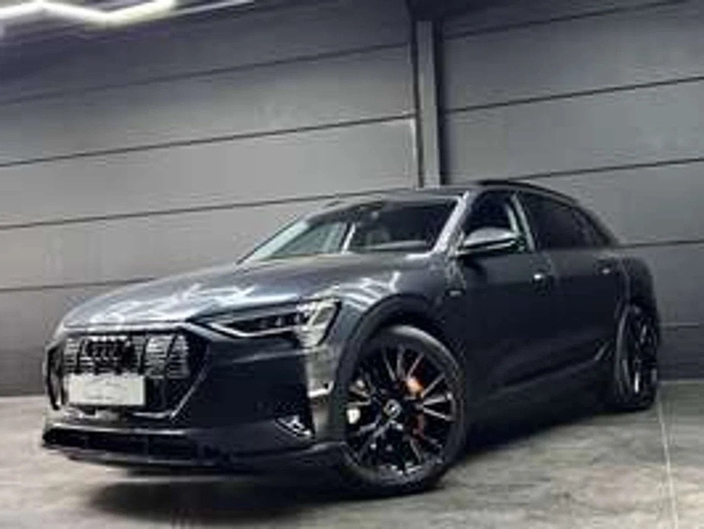 Audi e-tron Quattro Shadow pack / Sportinterieur / Camera /, Auto's, Automaat, 230 kW, Gebruikt, Zwart