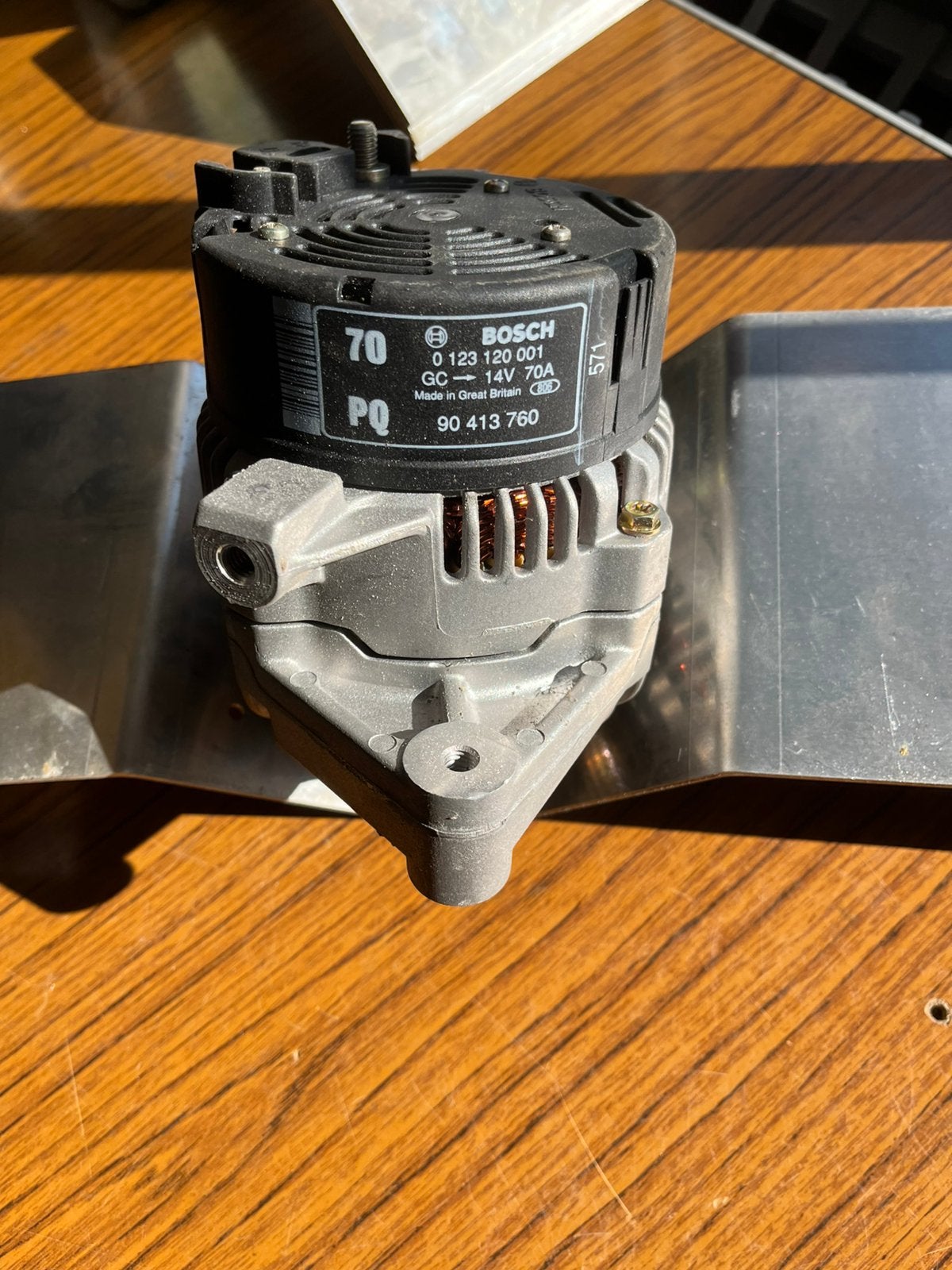 Nieuwe Bosch alternator 0 123 120 001 70 Amp, Ophalen, Opel