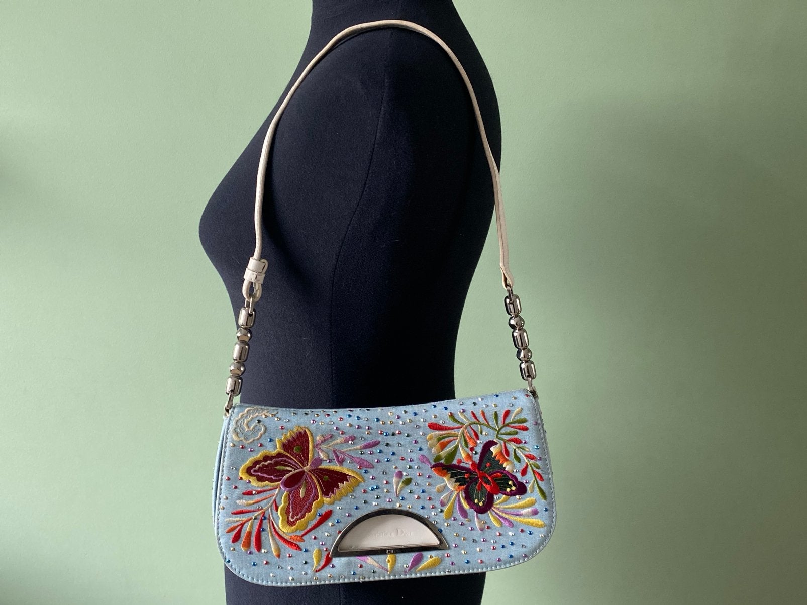 Unieke handtas met geborduurde vlinders en strass, Ophalen, Gebruikt, Blauw, Handtas