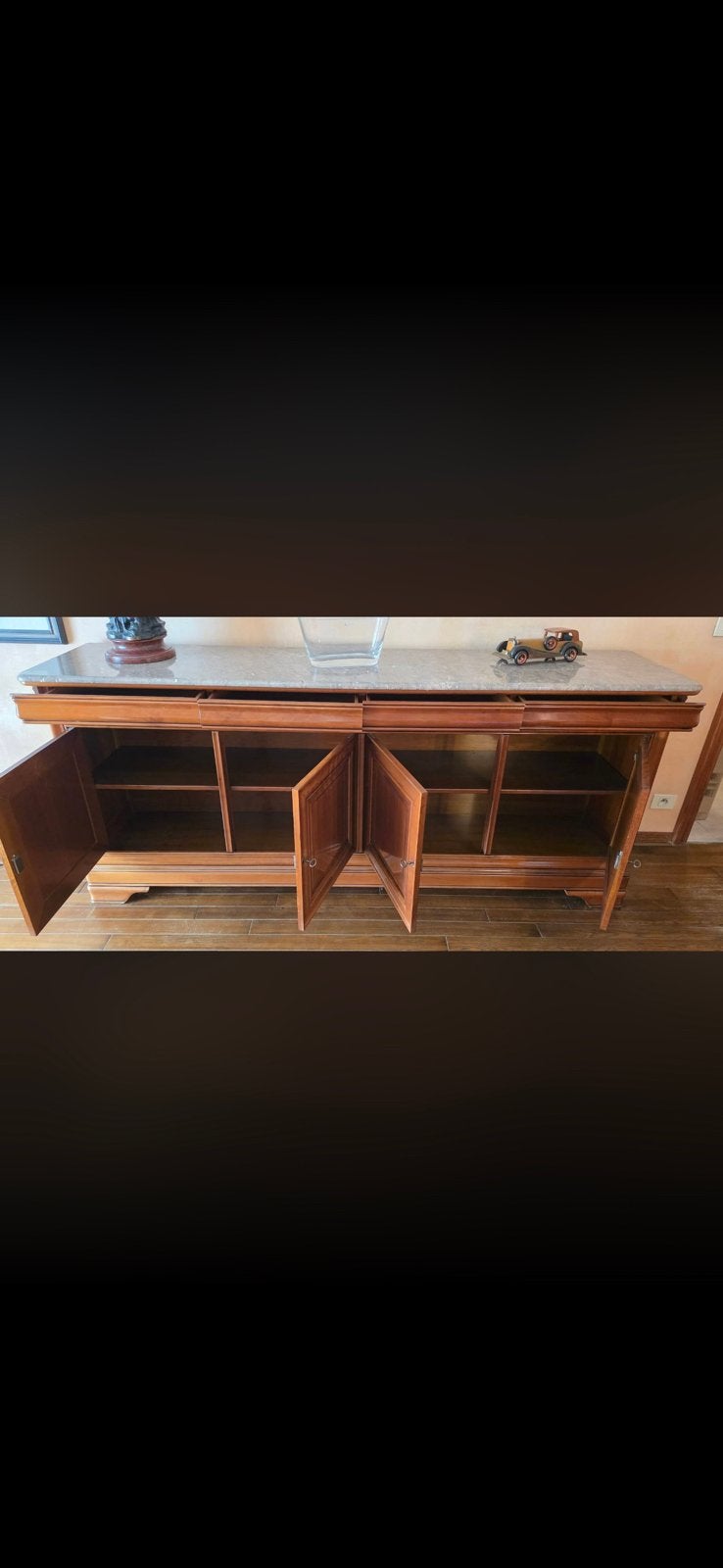 Dressoir in kerselaar, Enlèvement