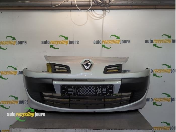Voorbumper van een Renault Modus (TED69), Auto-onderdelen, Gebruikt, -, Renault, -