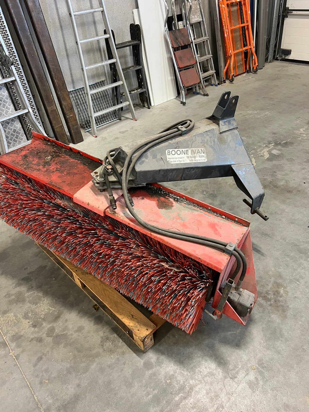 Hydraulische borstelmachine veegmachine 140cm, Enlèvement, Autres types