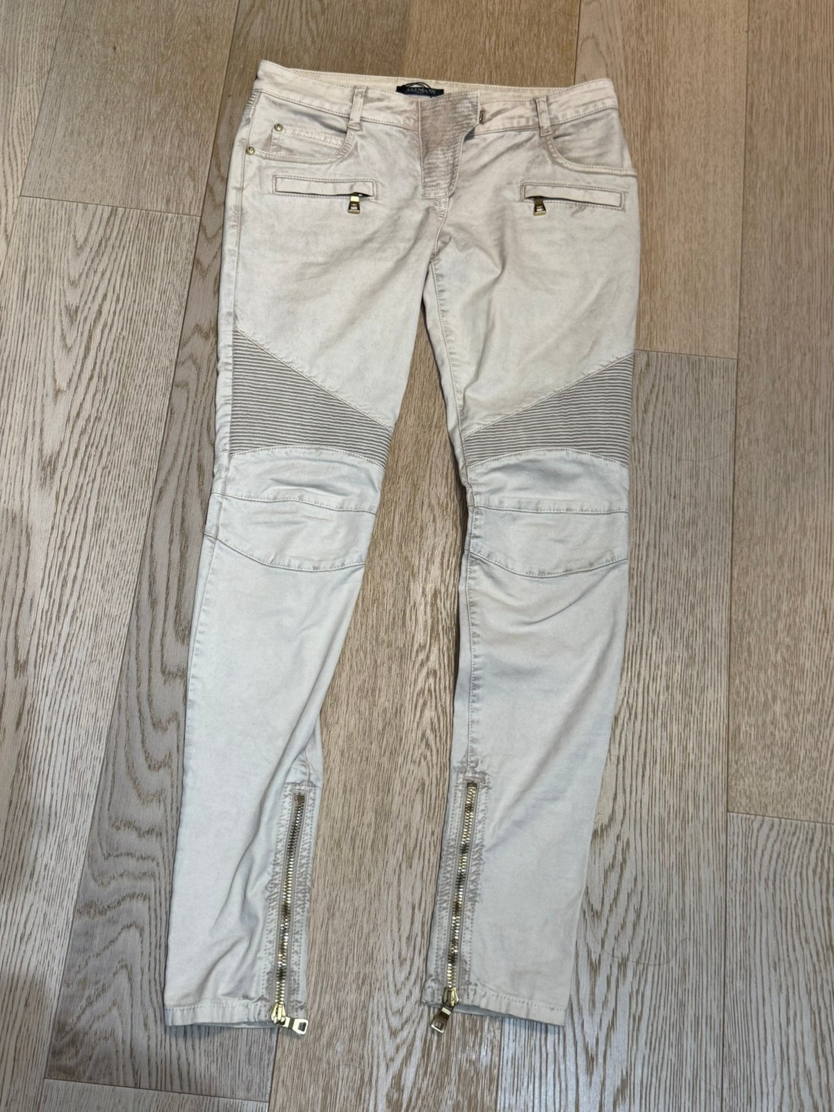 Authentieke Jean Balmain T36 verzamelmunt, Kleding | Dames, Spijkerbroeken en Jeans, Ophalen of Verzenden, Zo goed als nieuw, Wit