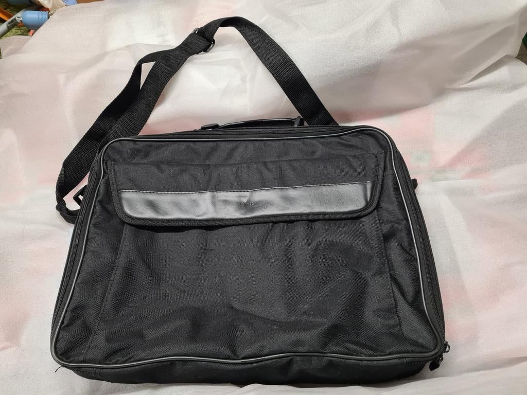Laptop tas, Ophalen