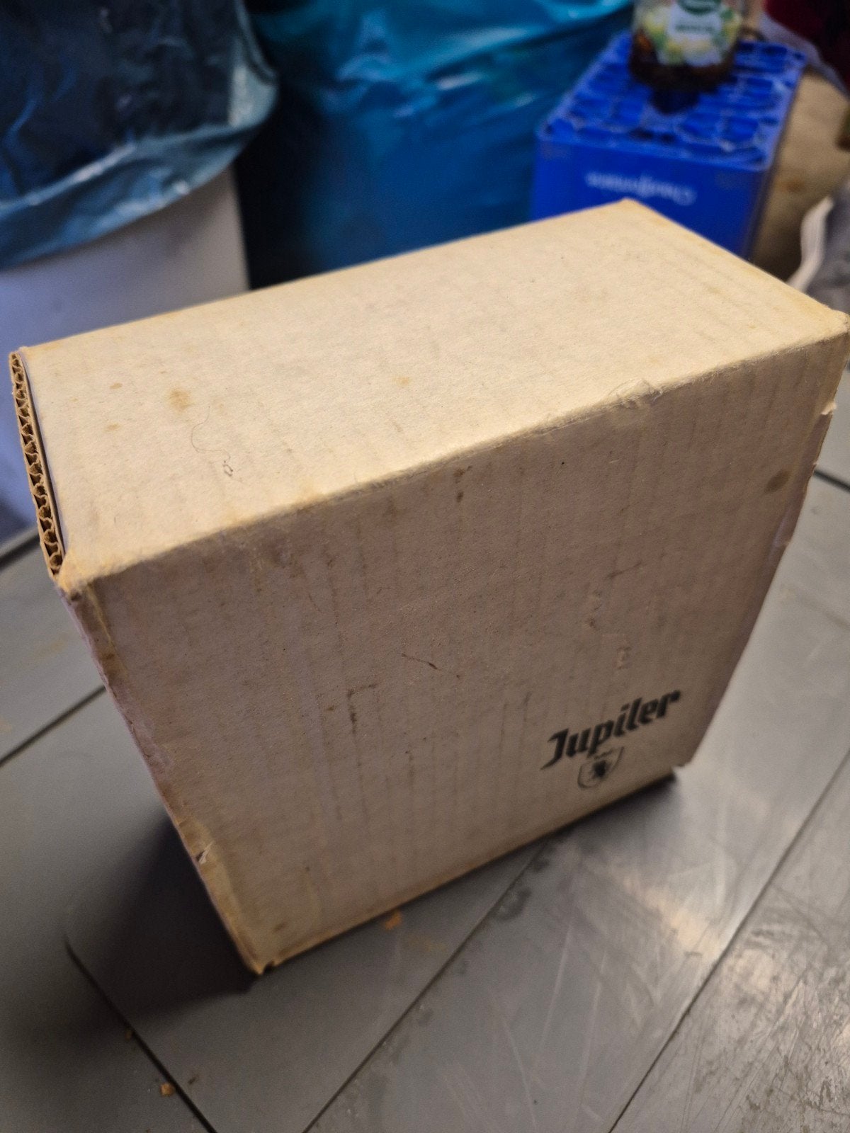 Mooie en eeuwenoude Jupiler 5 doos, Verzamelen, Biermerken, Ophalen of Verzenden, Jupiler