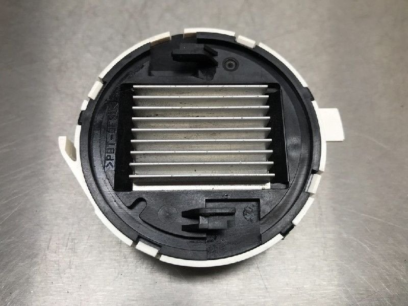 RESISTANCE CHAUFFE Mazda 2 (DJ / DL) (01-2014/02-2018), Dhr. M. Roggen, Mazda, Stadsweg 37 37
9917 PV  WIRDUM GR., NL, Utilisé
