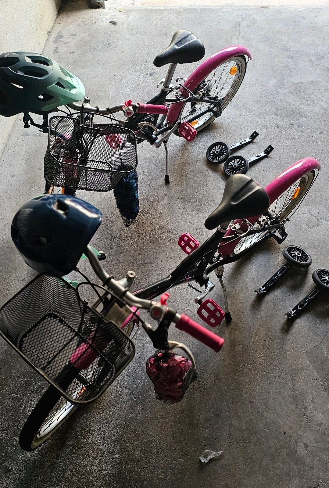 FIETS IN NIEUWSTAAT, VOLLEDIG UITGERUST, SLECHTS ÉÉN KEER BE, Fietsen en Brommers