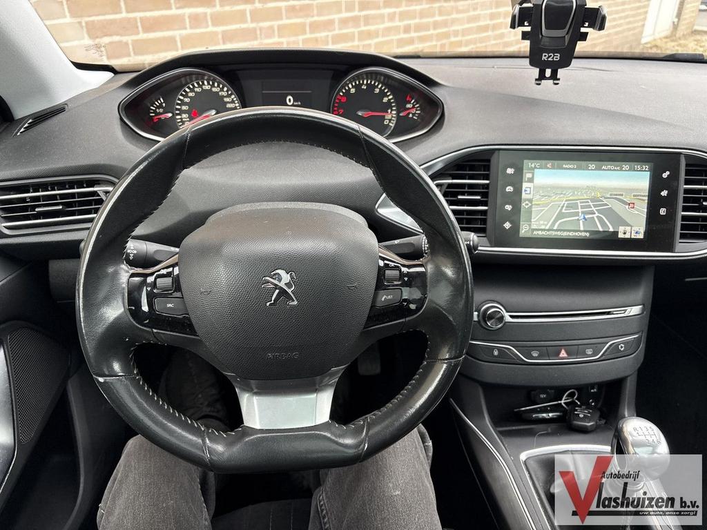 Peugeot 308 SW 1.2 e-THP Première | Pano | Leder, Auto's, Peugeot, 115 g/km, Zilver of Grijs, Overige kleuren, Bedrijf