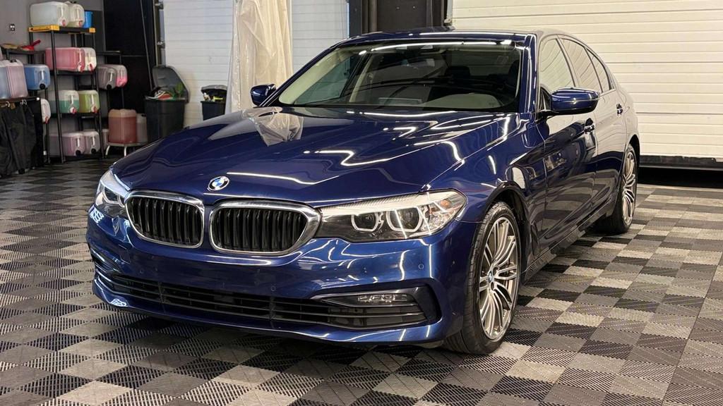 BMW 530 530i bj2018 170640km BENZINE, Auto's, BMW, 1998 cc, Gebruikt, 4 cilinders, Lichtsensor
