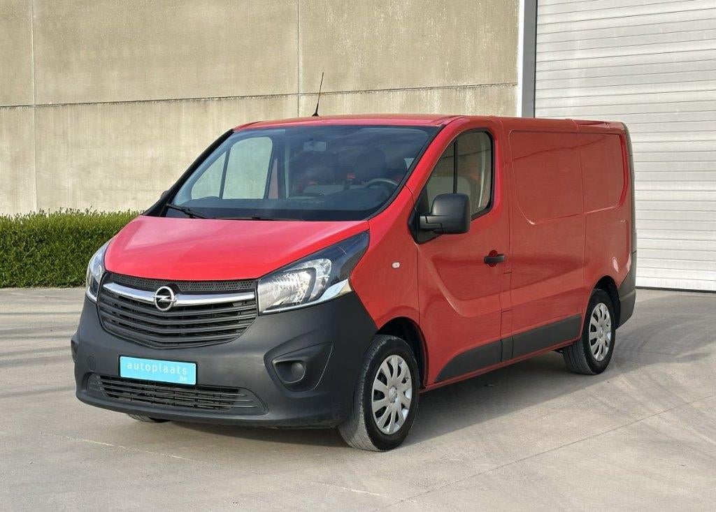 Opel Vivaro 2018 1.6 CDTI 126000km Navi Parkeersens Trekhaak, Auto's, 4 deurs, USB, 2000 kg, Bedrijf