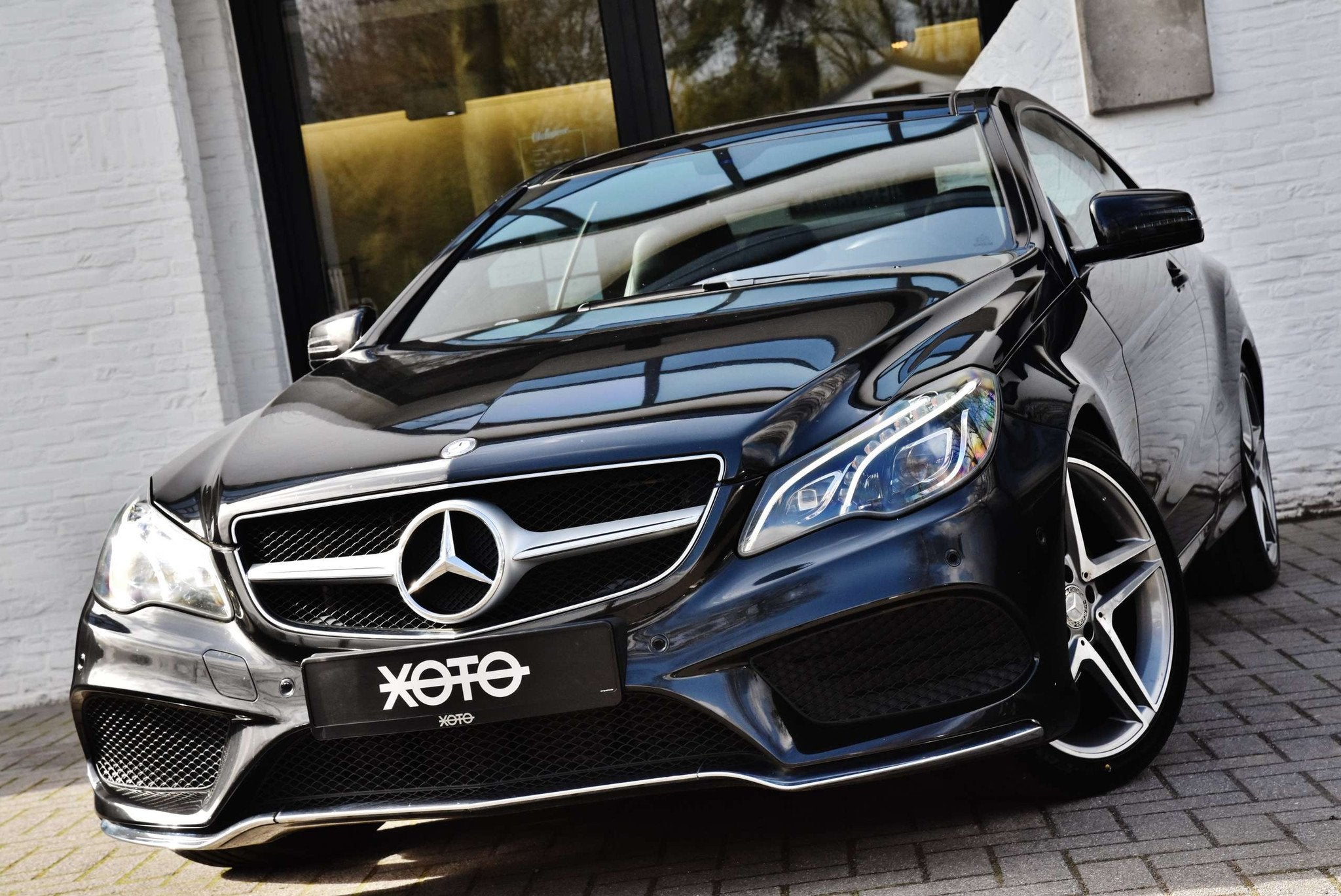 Mercedes-Benz E-Klasse 220 cdi BE AUT. COUPE AMG PACK *FACEL, Auto's, Automaat, Achterwielaandrijving, Gebruikt, Zwart