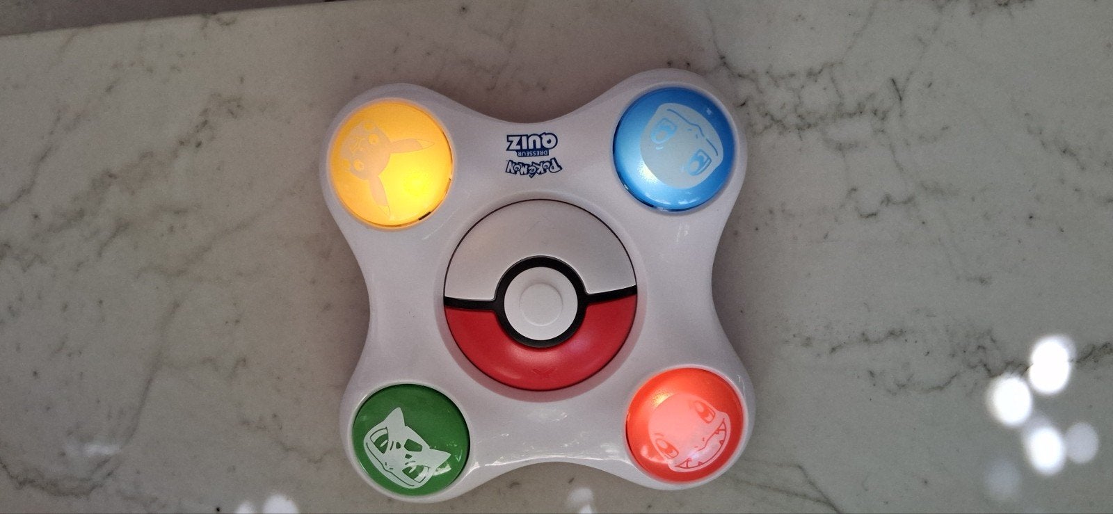 Jeu Quiz POKEMON /Bandai/ 4 joueurs/ culture generale, Hobby & Loisirs créatifs