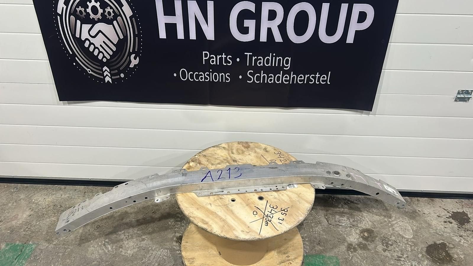 voorbumperbalk Mercedes E Klasse bumper balk, Autos : Pièces & Accessoires, -, Utilisé, -, -
