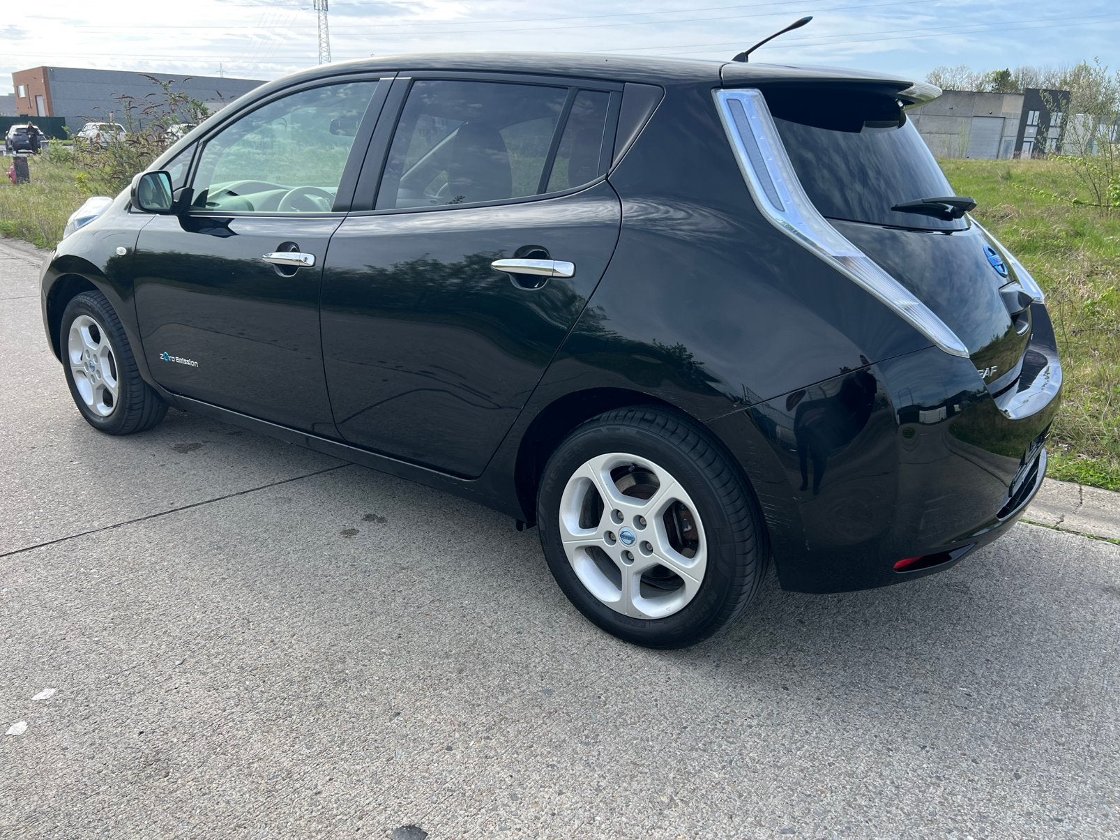 Nissan leaf électrique -2012-134000km pour export !!, Autos, Achat, Particulier, Leaf, Électrique