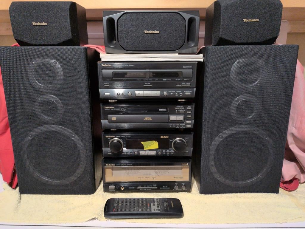 Ensemble Technics année 90 lire description