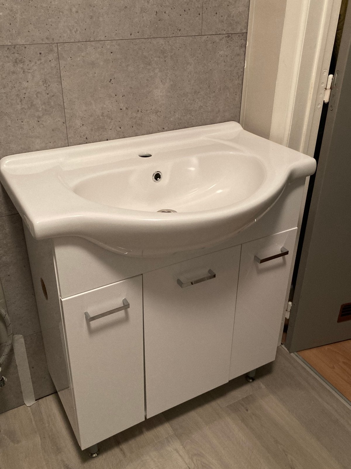 Badkamermeubel met deurtjes, Doe-het-zelf en Bouw, Sanitair, Ophalen, Zo goed als nieuw, Wastafel
