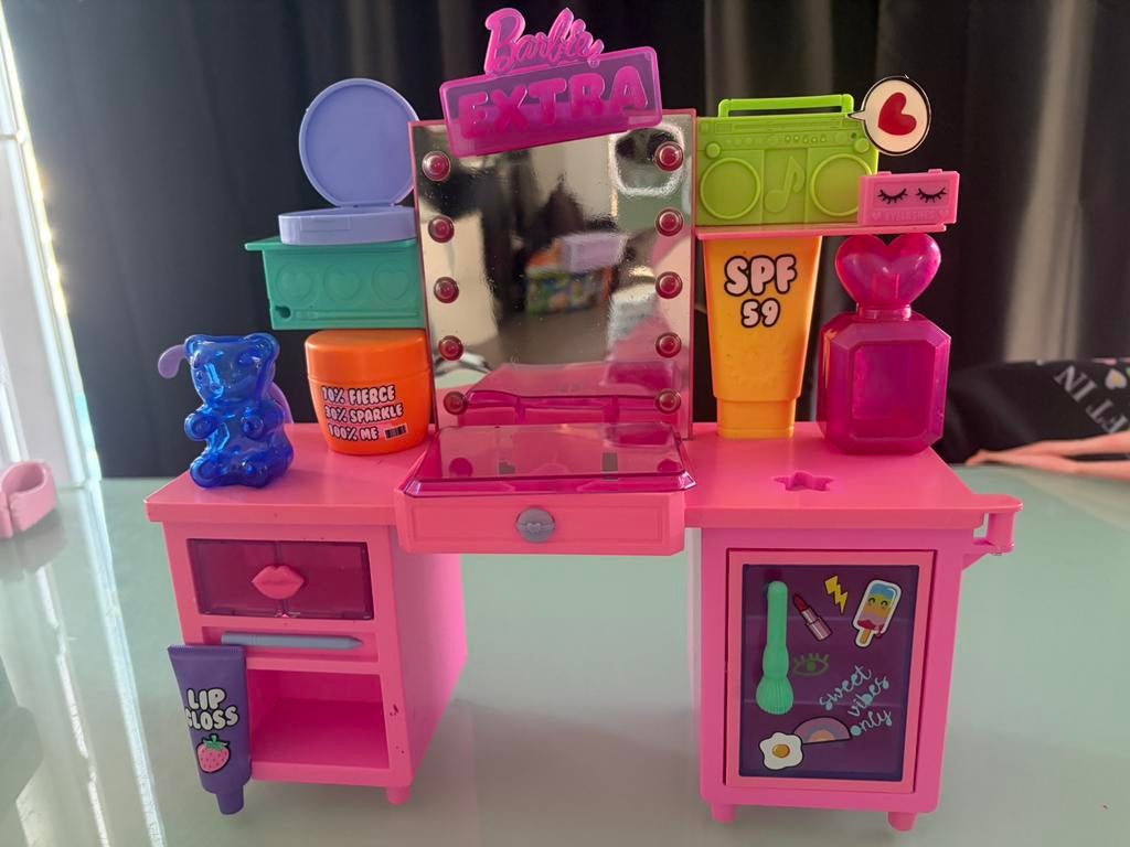 coiffeuse Barbie, Enlèvement ou Envoi, Barbie