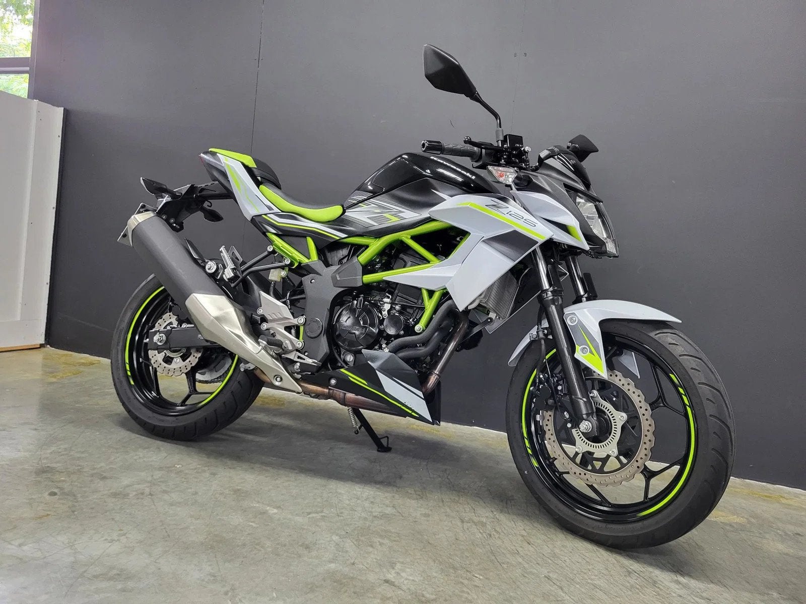 Kawasaki Z 125 leuke naked A1 B rijbewijs, Motos, Entreprise, Occasion, Autre, Manuelle