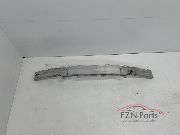 Mercedes-Benz C-Klasse W205 Bumperbalk voorzijde, Enlèvement ou Envoi, Utilisé, Avant, Pare-chocs
