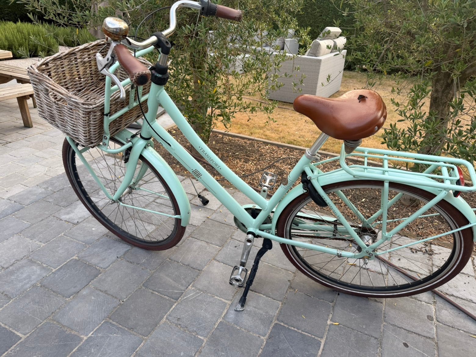 Damesfiets mintgroen met rietenmand, Fietsen en Brommers, Fietsen | Dames | Damesfietsen, Terugtraprem, Gebruikt, Versnellingen