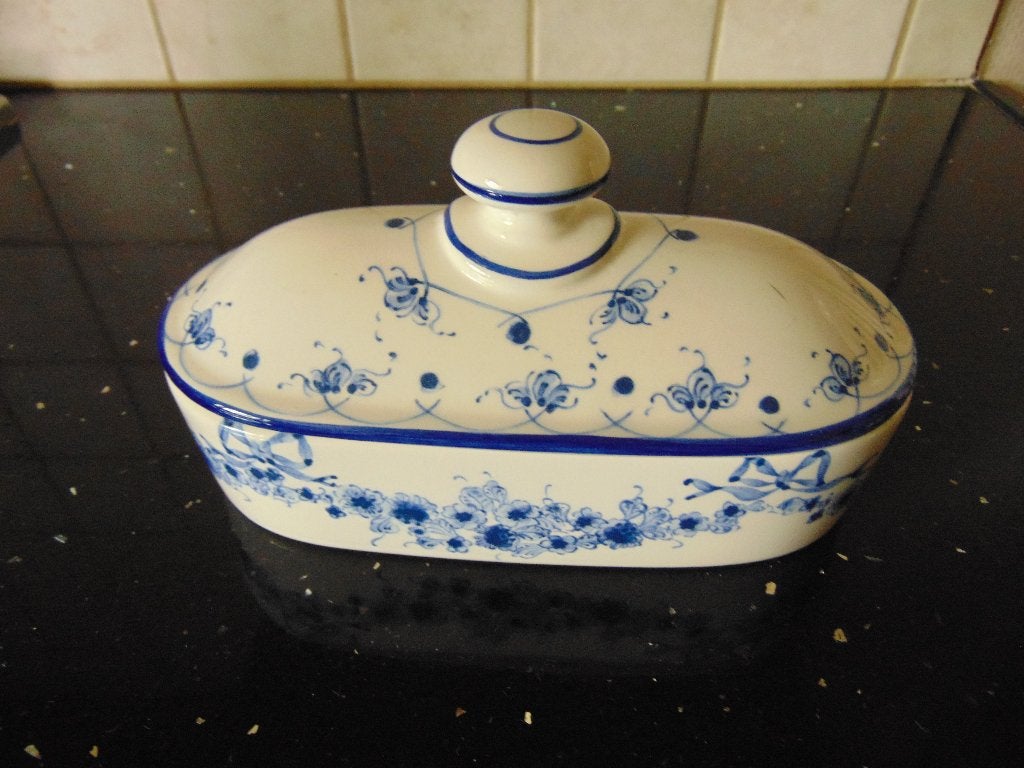 Zeepbakje met deksel 'Sia Blue Garland', Antiek en Kunst, Curiosa en Brocante, Ophalen of Verzenden