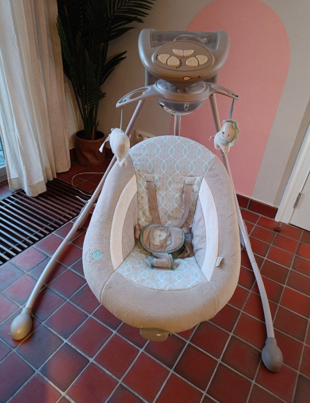 ingenuity inlichting cradling swing, Ophalen
