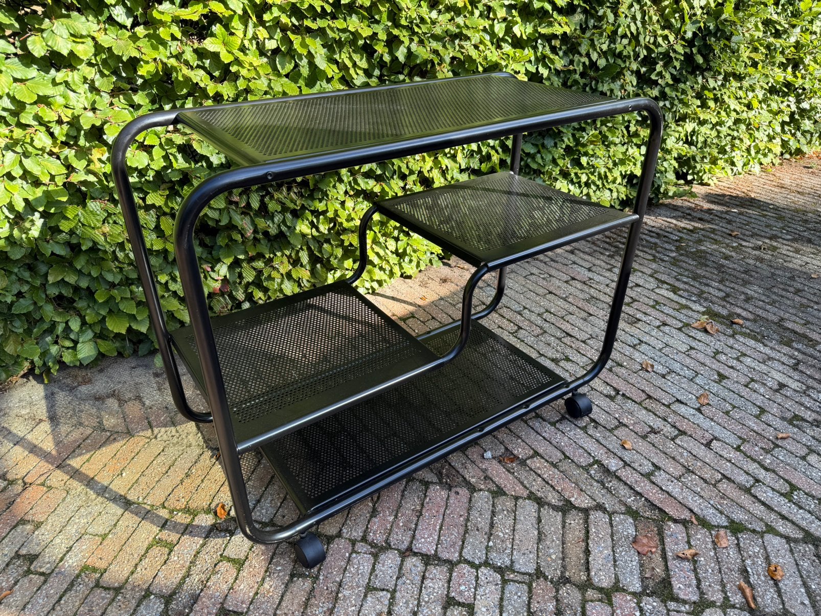 Tv rekje, Ophalen, Zo goed als nieuw