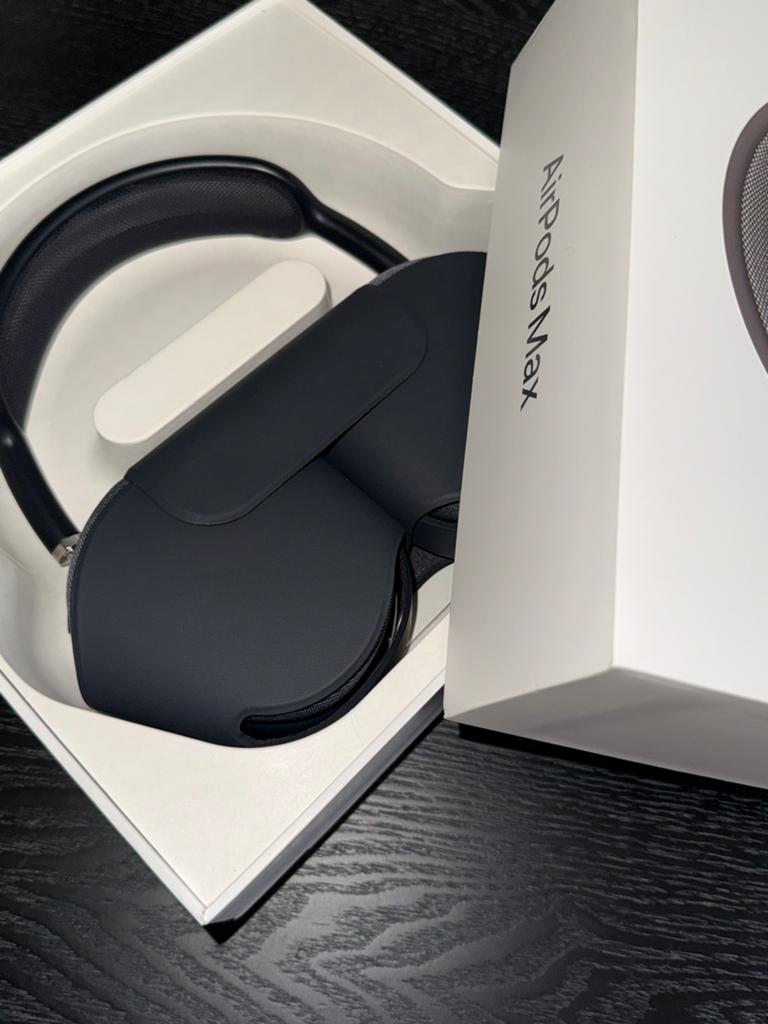 Airpods max, Ophalen of Verzenden, Zo goed als nieuw