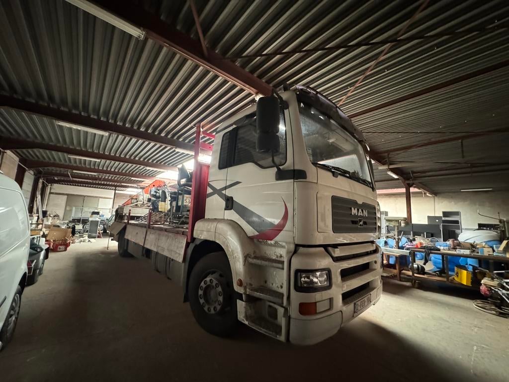 MAN vrachtwagen met kraan, 2006, Euro 4, Auto's, Stof, MAN, Wit, Grijs