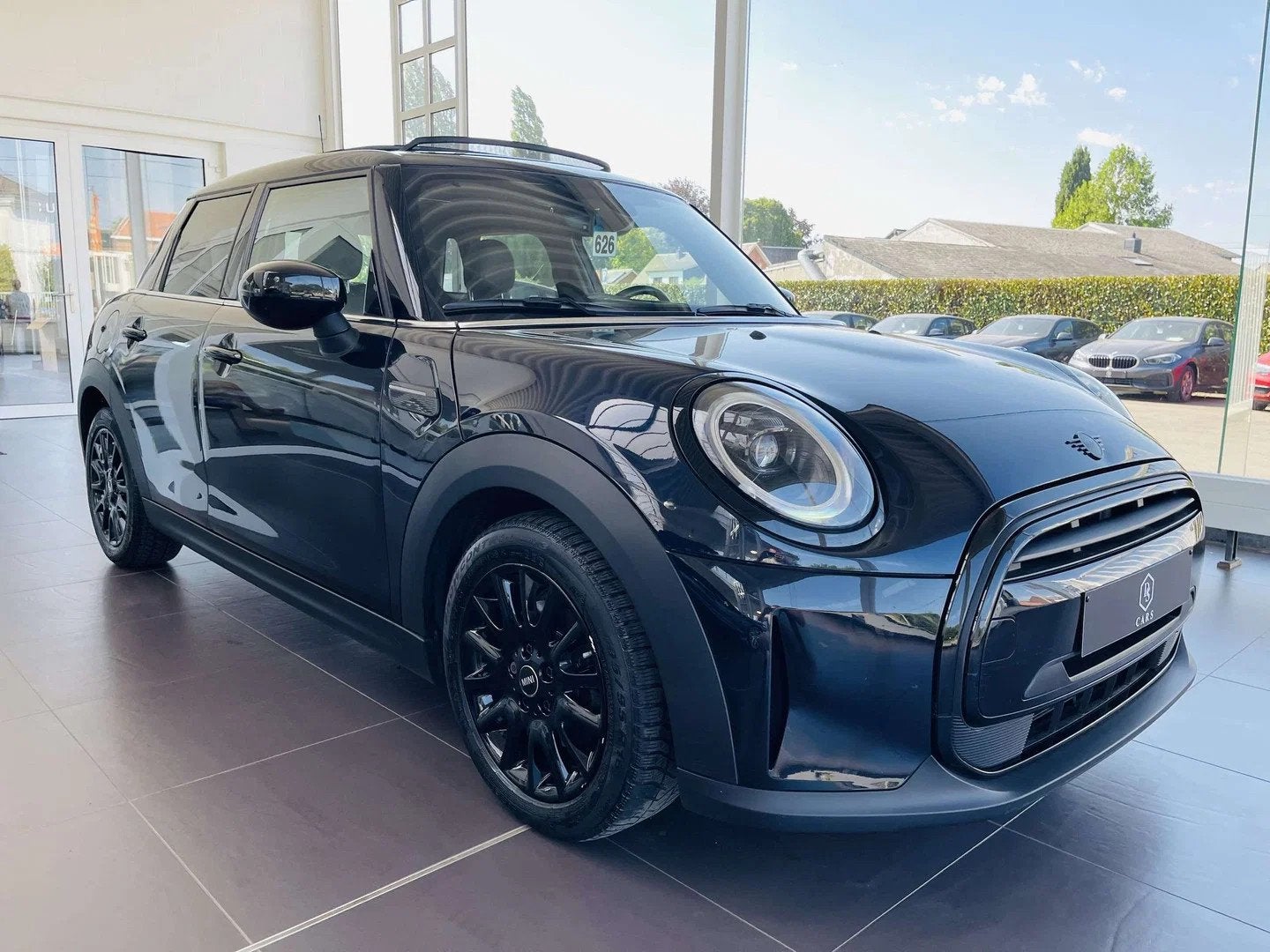 MINI Cooper 1.5iA * GARANTIE + TOIT PANO + LED + GPS + CUIR, Auto's, Mini, Gebruikt, Bedrijf, 5 deurs, Cooper