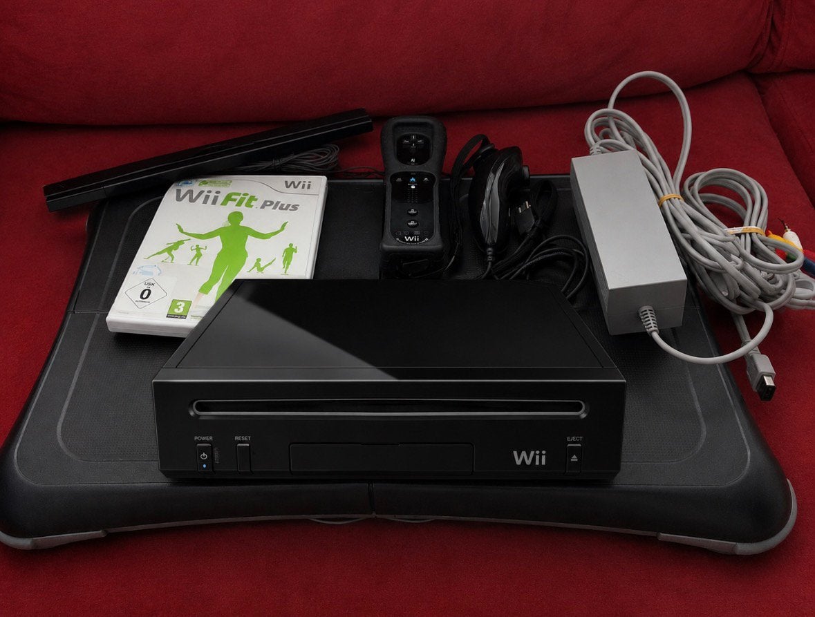 Nintendo Wii Black Console & Wii Fit Plus Balance Board, Ophalen, Gebruikt
