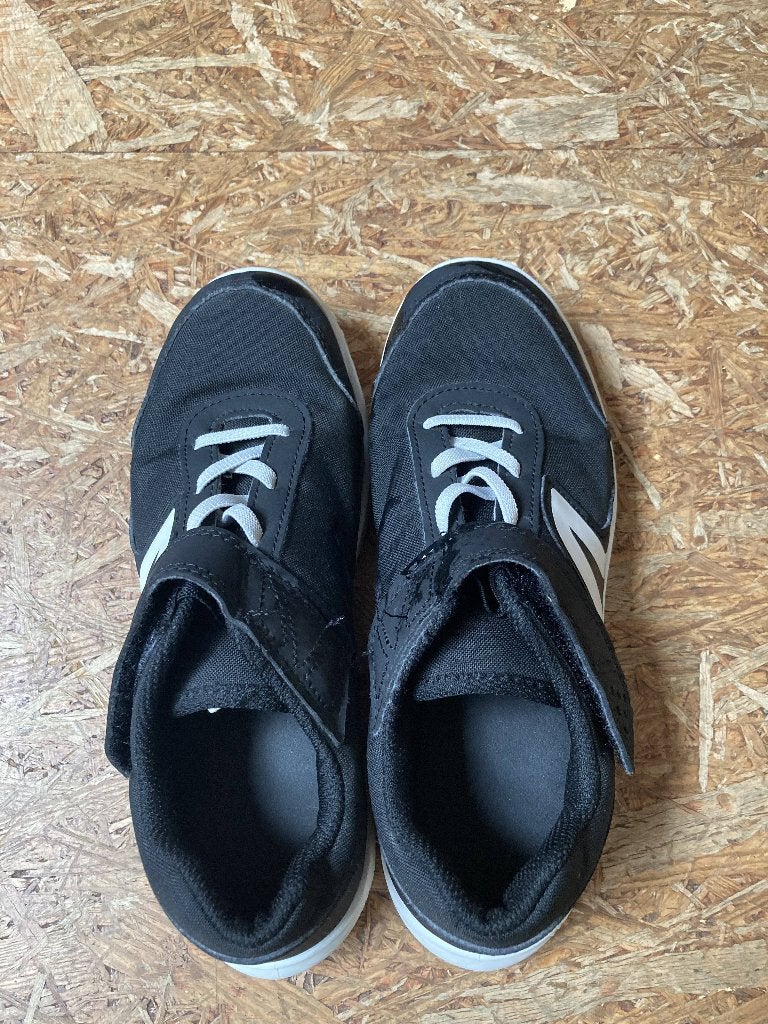 Sportschoenen M36, Kinderen en Baby's, Kinderkleding | Schoenen en Sokken, Ophalen, Gebruikt, Sportschoenen, DECATHLON.