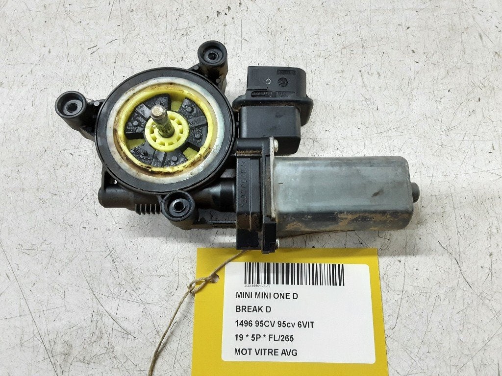 MOTOR RAAMMECHANIEK LINKS VOOR Mini Mini (F55), Gebruikt, Voor, Mini, Petuelring 130
80809  München, DE