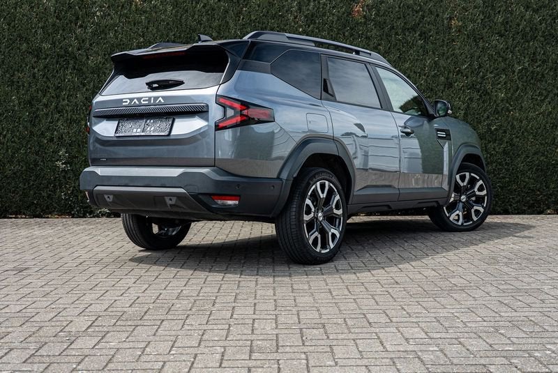 Dacia Bigster, Autos, Argent ou Gris, Euro 6, Noir, 5 places