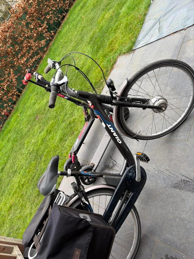 Géant du vélo électrique, Enlèvement, Comme neuf