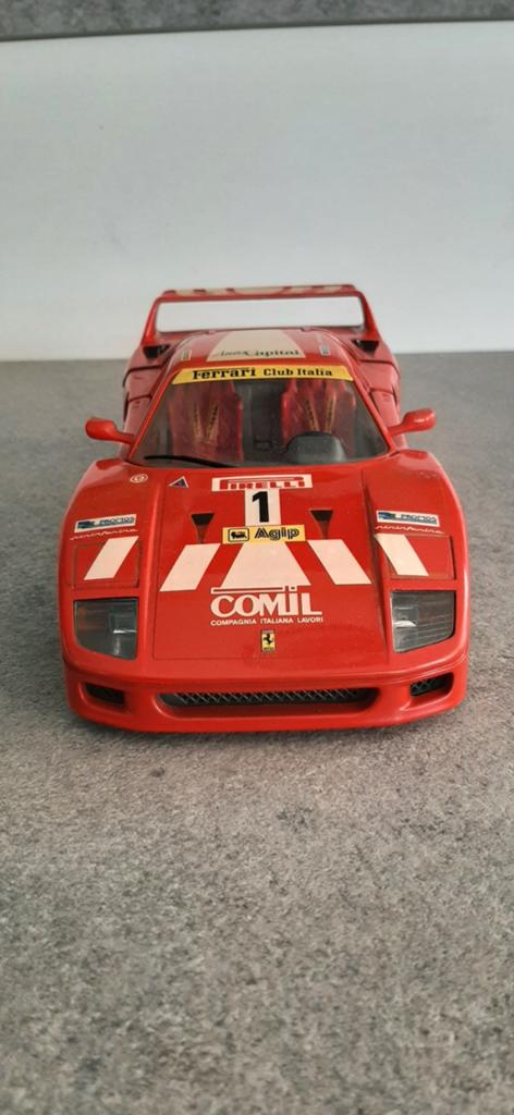 Ferrari F40
(1987)  belettering nr 1., Hobby en Vrije tijd, Ophalen